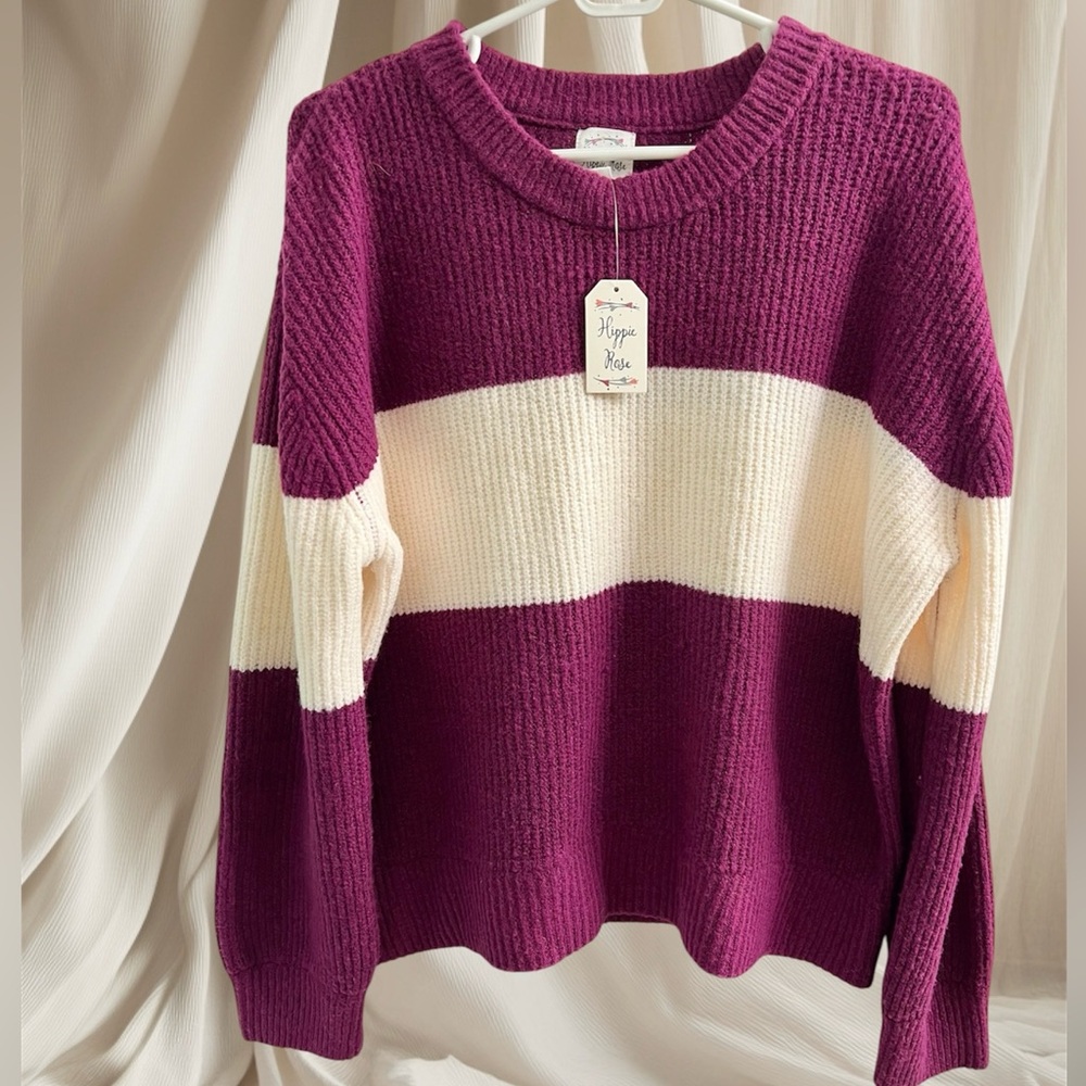 Hippie Rose Junior’s XL Crew Neck Sweater